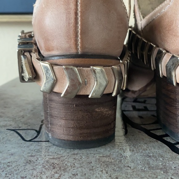 Freebird Blade Taupe Size 7 - Picture 12 of 16